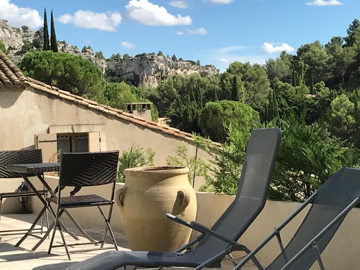 Bed and Breakfast Mas De La Fadeto Les Baux-de-Provence Exterior foto